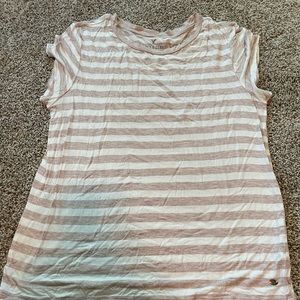 white and tan striped american eagle t-shirt